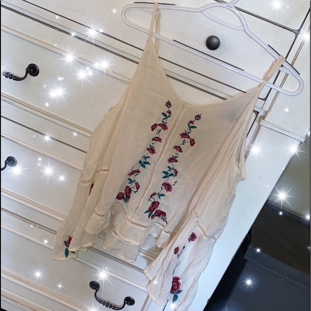 American Eagle Open Shoulder Top